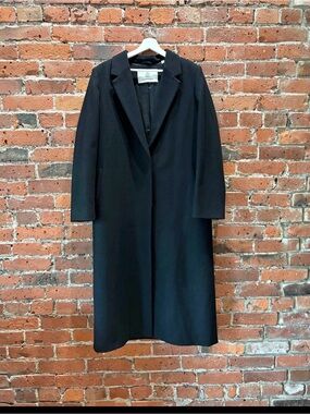 ARITZIA BLACK ESTATE COAT JACKET